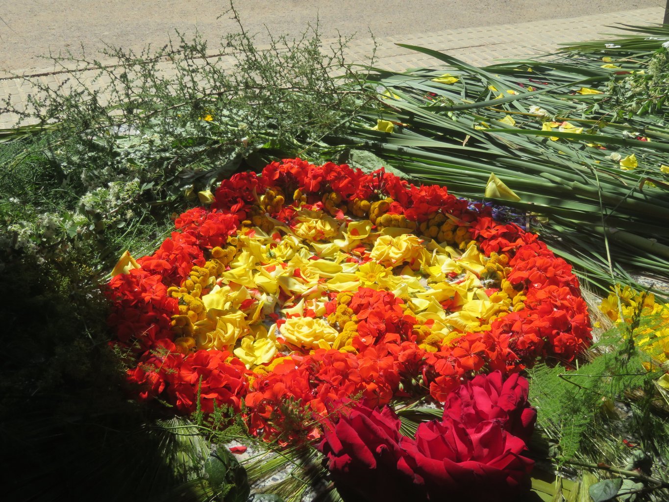 Enramada de un chico a su novia por la festividad el Día de las Madres