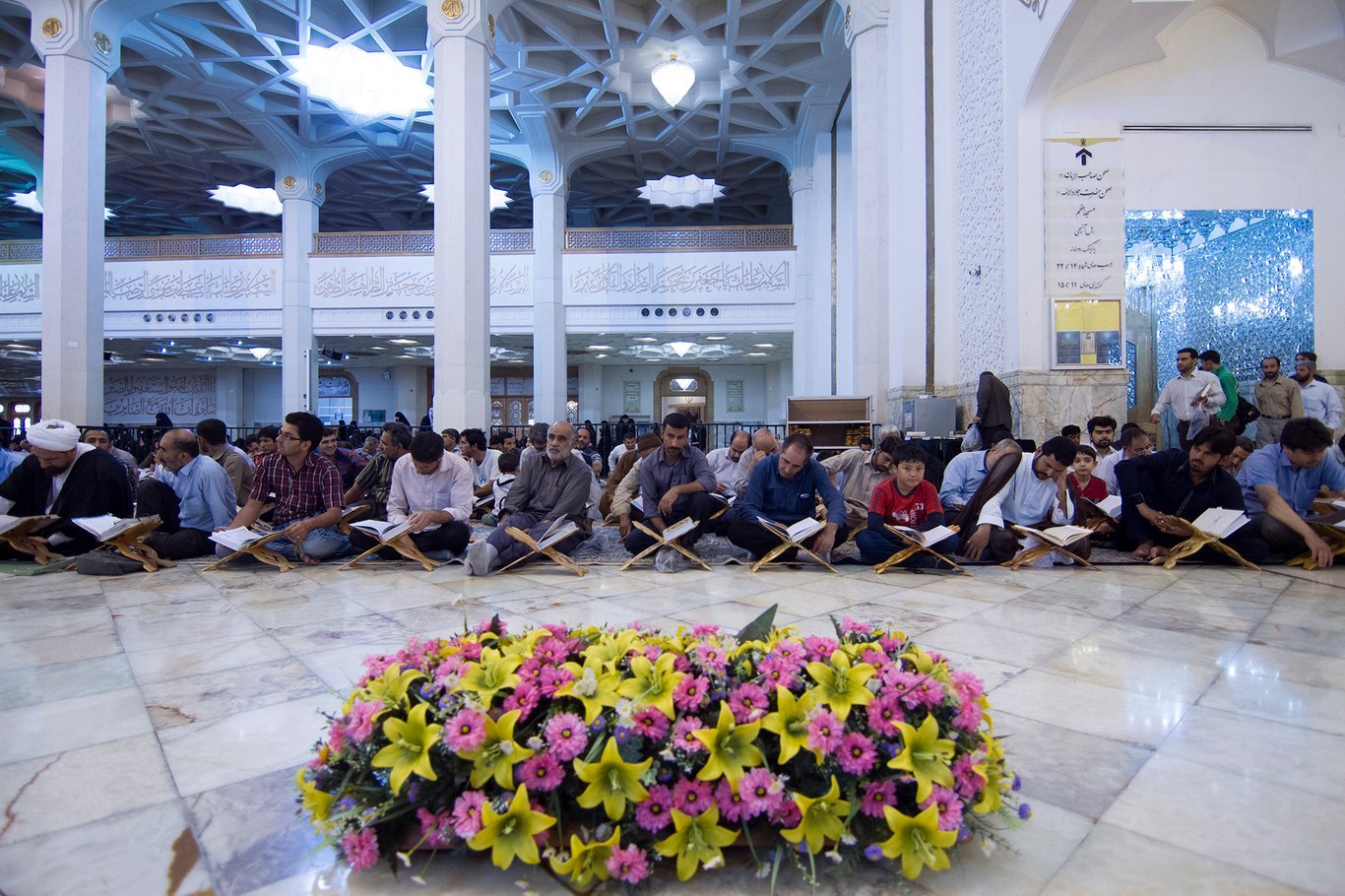 Lectura grupal de los textos sagrados