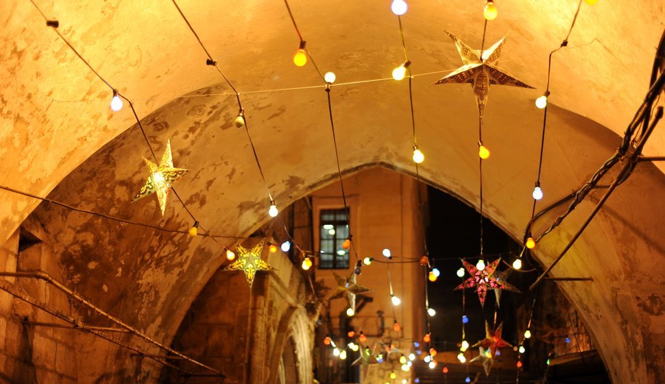 Decoraciones del Ramadán, Jerusalén, 2011.